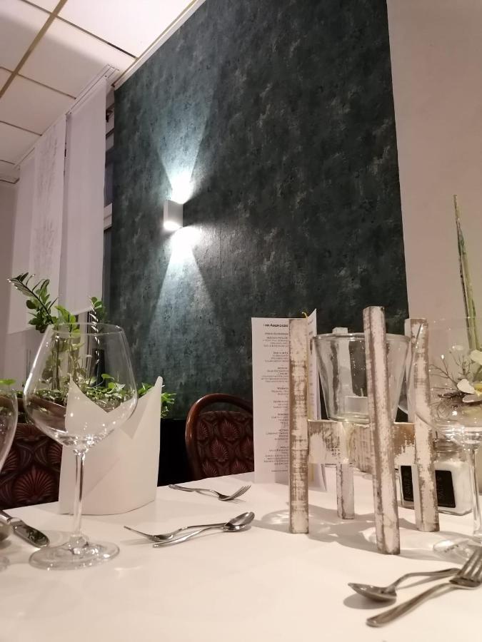 Heidehotel Lubast Exteriör bild